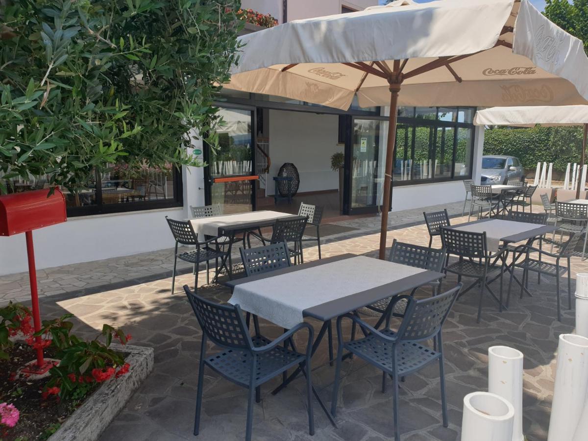 Hotel La Favorita Peschiera del Garda Ngoại thất bức ảnh